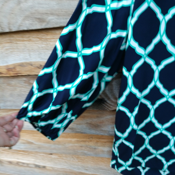 Peasant Top Crown & Ivy Women's Med Navy Blue & White Chain Pattern New W/Tags - Picture 10 of 12